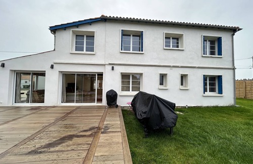 Domino Casa | À 5 Minutes de la Plage ! Grande Maison Tout Confort, Idéale Pour les Familles