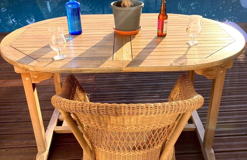 Saint-Medard-en-Jalles Casa | À Proximité de Bordeaux, Confort, Piscine Chauffée et Climatisation