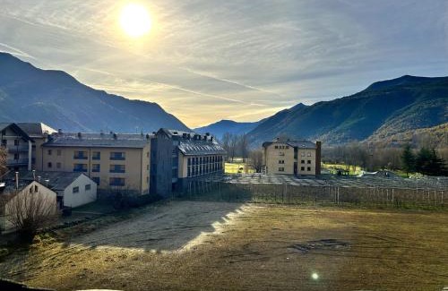 Esterri D'Aneu Apartamento | Àtic lluminós al centre d’Esterri d'Àneu by RURAL D'ÀNEU