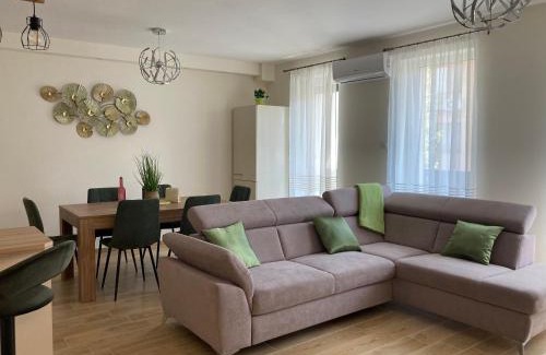 Hajduszoboszlo Apartamento | Ármin Apartman