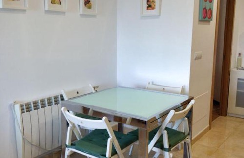Mino Apartamento | Ático céntrico en Miño con bonitas vistas al mar