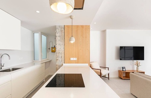 La Font de la Guatlla Apartamento | Ático con terraza cerca de Gran Vía y Camp Nou