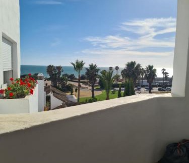 Rota Apartamento | Ático Costa Ballena playa infante. 1º línea playa