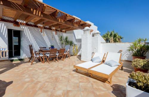 Rota Apartamento | Ático Costa Ballena playa infante. 1º línea playa