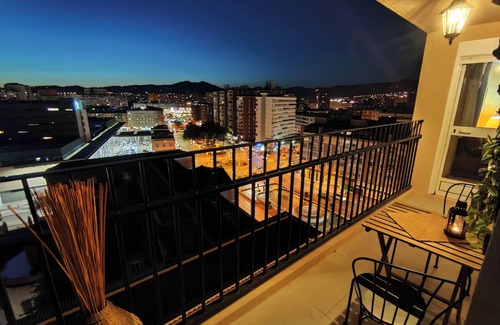 Jardin de la Abadia Apartamento | Ático en el corazón de Málaga. A 10 minutos de la playa y 18 del centro.