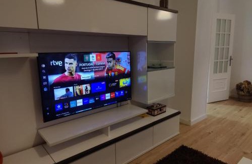 Sarria Apartamento | Ático espacioso en zona céntrica