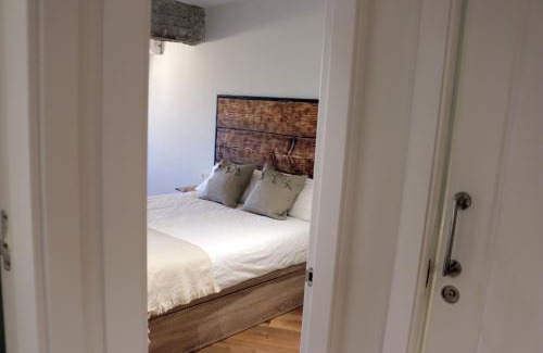 Centro Apartamento | Ático Industrial Céntrico, Reformado, Air-Acond, WiFi