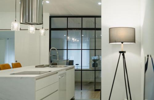 Lugo Apartamento | Ático Isabel, diseño y calidez junto a la Muralla Romana