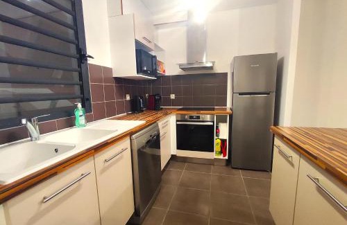 La Saline Les Bains Apartamento | Éclat du Lagon ! Appart T3 avec Piscine, Terrasse et Vue Mer à Saint-Gilles Les Bains, Proche des Plages