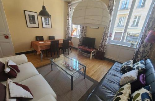 Epinal Casa | Élégant Appart T3 à Épinal - Confort, Proche Gare TGV & Centre-ville - FR-1-589-92
