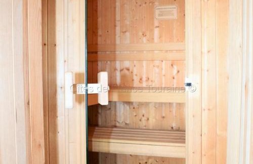 Les Essards Casa | Élégante Demeure 17e avec Spa, Sauna et Authentique Cheminée, proche Châteaux de la Loire - FR-1-381-348