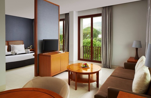Sidomulyo Hotel | éL Hotel Kartika Wijaya Batu