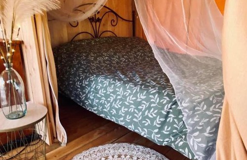 Le Puech Otro | équi-lodge avec spa au lac du Salagou