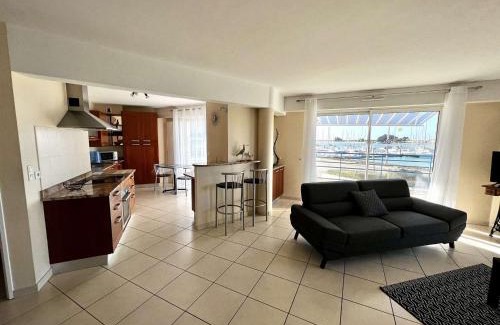 Etel Apartamento | Étel - Appart 3P - 104m² - Terrasse, Wifi, Parking proche plage et port - FR-1-479-98