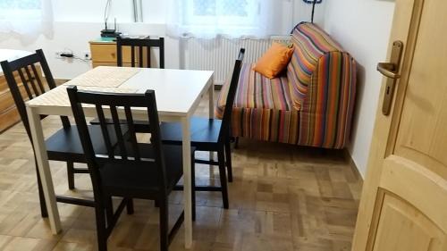 Ujlak Apartamento | Ó-Újlak Apartman