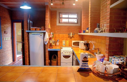 Praia de Barequecaba Chalet De Esquí | Ótima casa c Wi-Fi 8 min da praia Barequeçaba/SP
