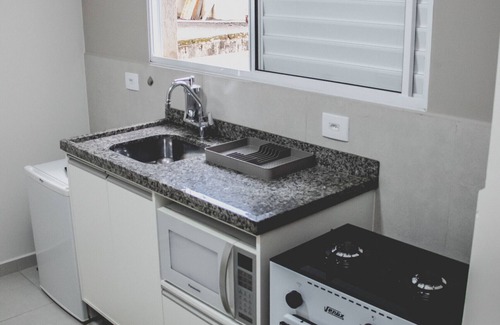 Itajuba Apartamento | Ótima kitnet prox à UNIFEI com Wi-Fi e Smart TV