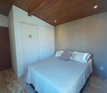 Petropolis Apartamento | Ótima suíte próxima ao centro