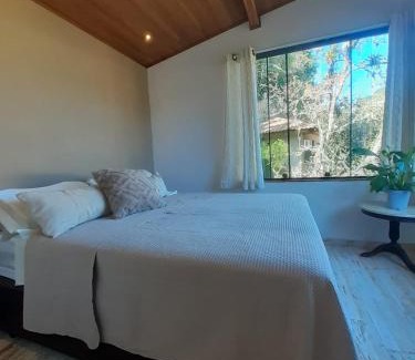 Petropolis Apartamento | Ótima suíte próxima ao centro