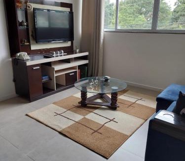 Maringa Apartamento | Ótimo apartamento sobreloja com wifi e estacionamento incluso