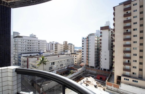 Guilhermina Apartamento | Ótimo apto a 220m da Praia da Guilhermina/SP