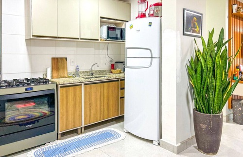 Jardim Rio da Praia Apartamento | Ótimo apto a 900m da Praia da Enseada em Bertioga/