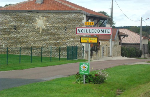 Voillecomte Casa | ô bout d'la Motte