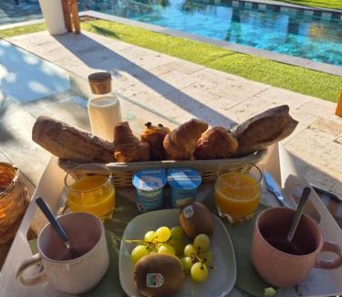 Saint-Cannat Cama Y Desayuno | Ô nuits de saint cannat