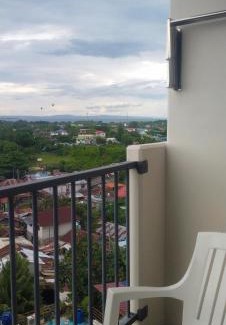 Lapu-Lapu Apartamento | Öshanbyü Transient Home