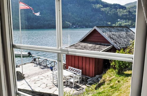 Kvam Casa | Ørviksnes by Interhome