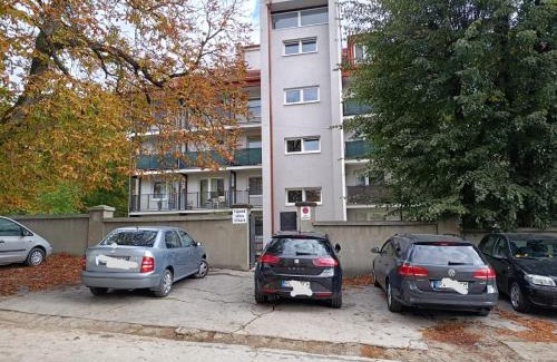 Roznava Apartamento | Útulný bytík na prízemí