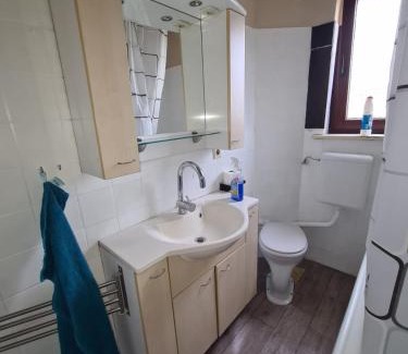 Simtshausen Apartamento | Übernachtung in Dodenau ideal für Monteure und Geschäftsreisende