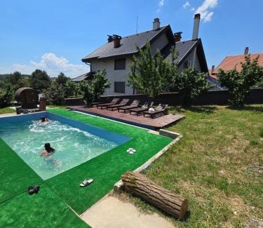 Central Serbia Apartamento | Čardak Batinac