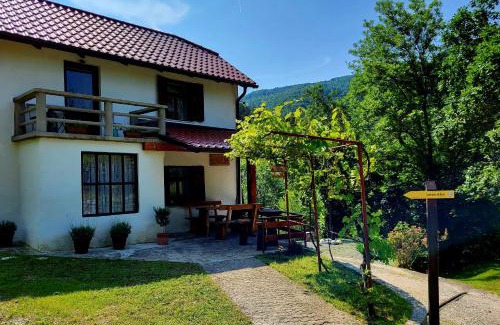 Tolmin Casa | Čukova bajta