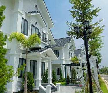 Thanh Thuy Complejo | Đế Liên 04 Villa- Vườn Vua Resort Phú Thọ