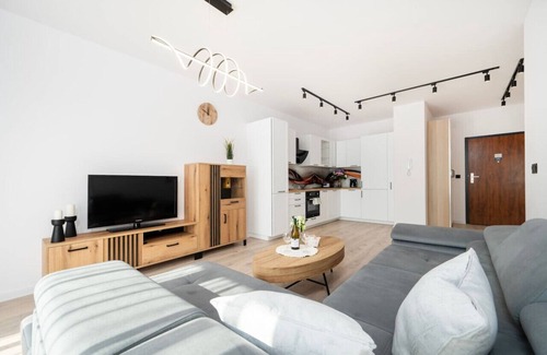 Srodmiescie Apartamento | Łódź Pomorska Apt - 50m2 with Balcony - by Rentujemy