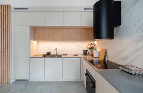 Lodz Apartamento | Łódź Prestige Suites - 50m2, Parking, Balcony