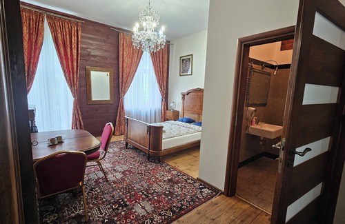 Lodz Apartamento | Łódzki Pałacyk Historic Hotel