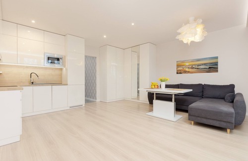 Baluty Apartamento | Łodź One Bedroom & Balcony by Renters