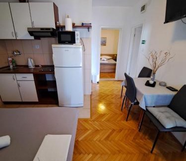 Drasnice Apartamento | Šerbo 1