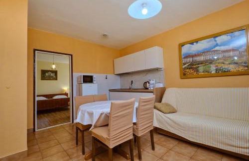 Suha Punta Apartamento | Šimičić Apartment A