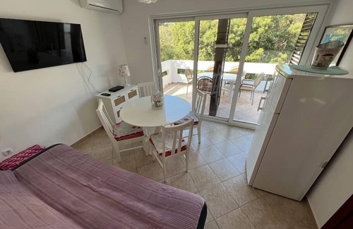 Simuni Apartamento | Šimuni holiday home beachfront