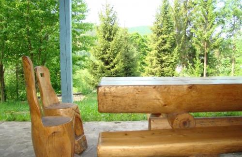 Sucevita Complejo | Șoaptele pădurii & Căsuța din pădure