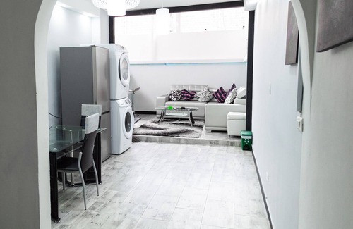 Astorga Apartamento | ʜɪɢʜ-ᴄʟᴀꜱꜱ ᴀᴘᴀʀᴛᴍᴇɴᴛ with ᴊᴀᴄᴜᴢᴢɪ