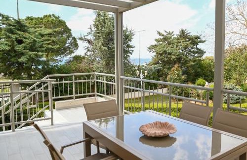 Anavyssos Casa | Αθηναϊκή Ριβιέρα