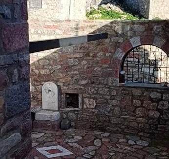 Omales Apartamento | ΑΡΧΑΙΟ ΛΑΤΟΜΕΙΟ ΑΝΑΤΟΛΙΚΗΣ ΜΑΝΗΣ