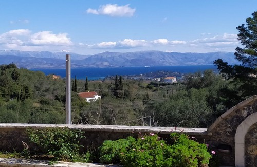 Limni Villa | Villa Kerkyra con piscina privada. Lejos de todo. Absoluta área romántica.