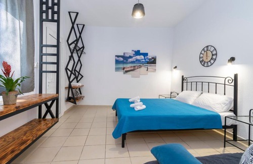 Neos Marmaras Casa | Εξοχικό 60μ από την κεντρική παραλία του Μαρμαρά