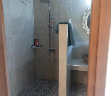 Thermaikos Chalet De Esquí | Κτήμα Ανάσες Ζωής- Ευγενία Σγούρα