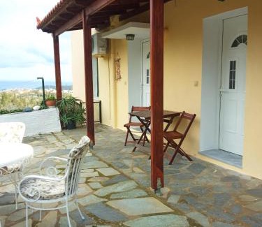 Karpenisi Apartamento | Κυκλαδίτικο σπίτι